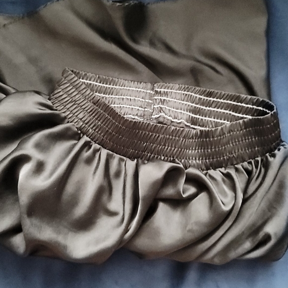 NWOT Shiny black circle skirt - Picture 2 of 3